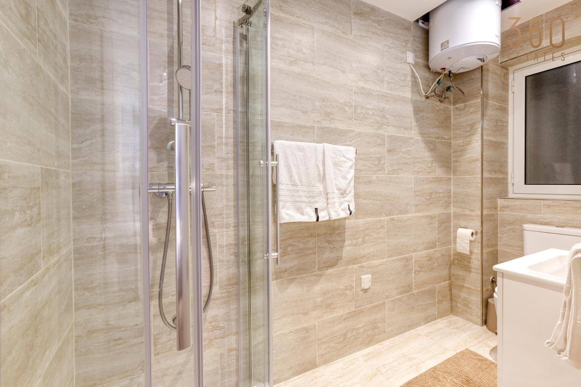 Designer 2Br Home With Stunning Views In St Pauls By 360 Estates Сейнт Полс Бей Екстериор снимка